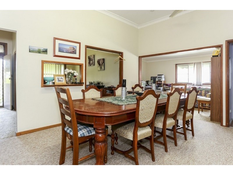 6 Ottys Lane, Fennell Bay NSW 2283