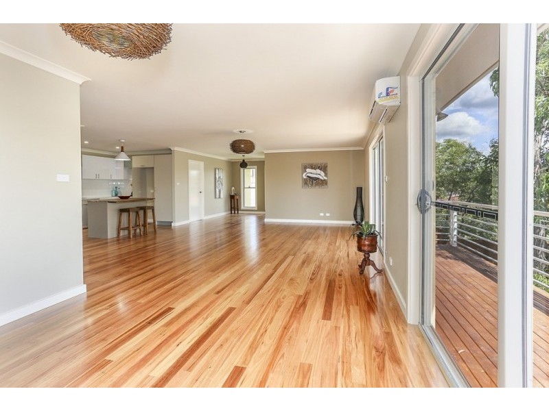 7 Hawthorne Close, Toronto NSW 2283