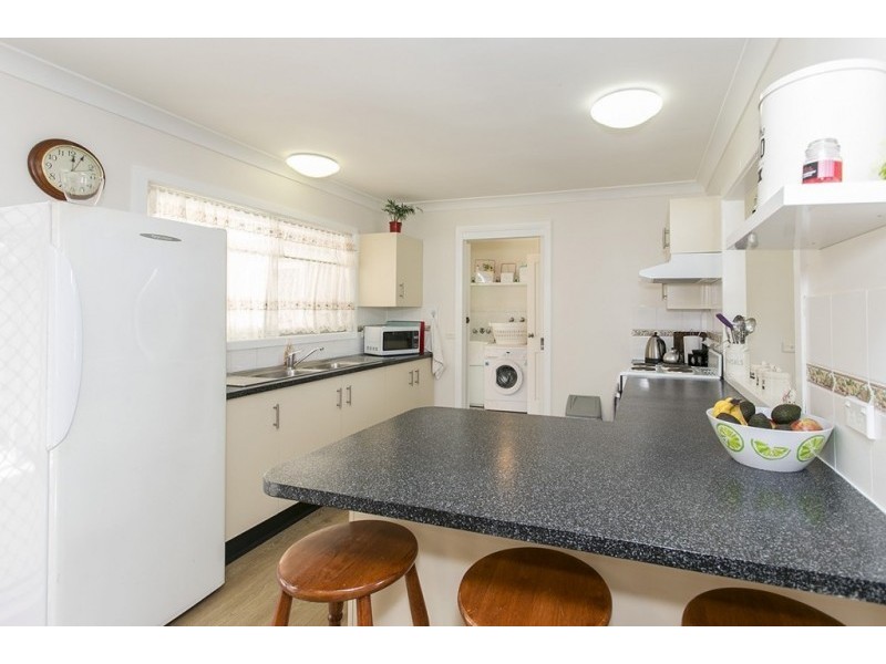 2 Farlow Street, Booragul NSW 2284