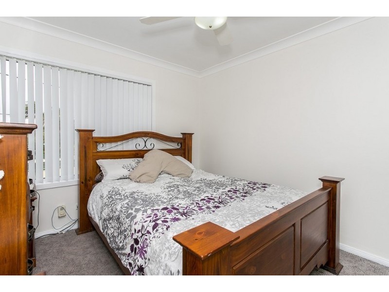 2 Farlow Street, Booragul NSW 2284