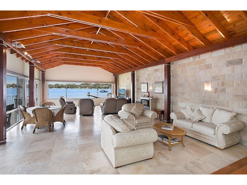 91 Alexander Pde, Arcadia Vale NSW 2283