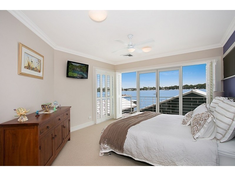 91 Alexander Pde, Arcadia Vale NSW 2283