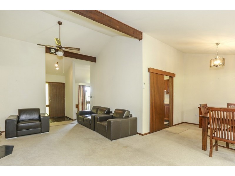 35 Pangela Street, Buttaba NSW 2283