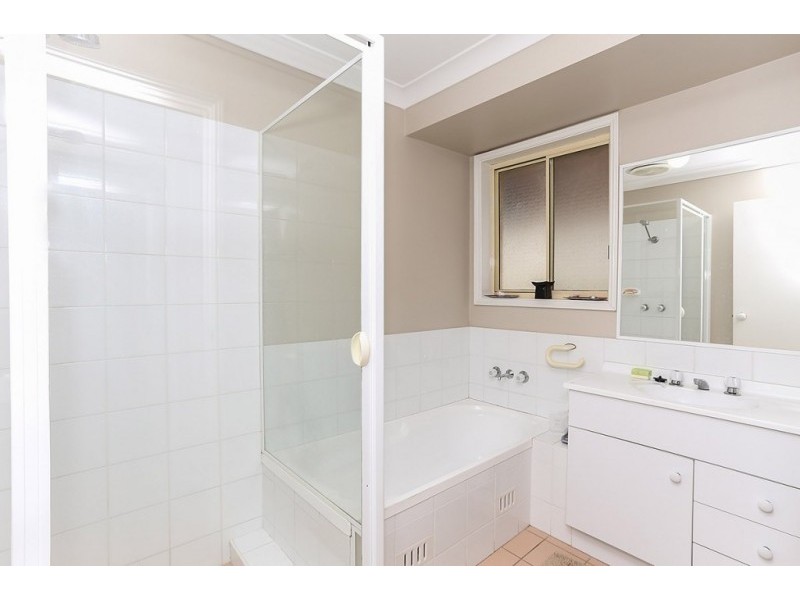 12 Magnolia Court, Toronto NSW 2283