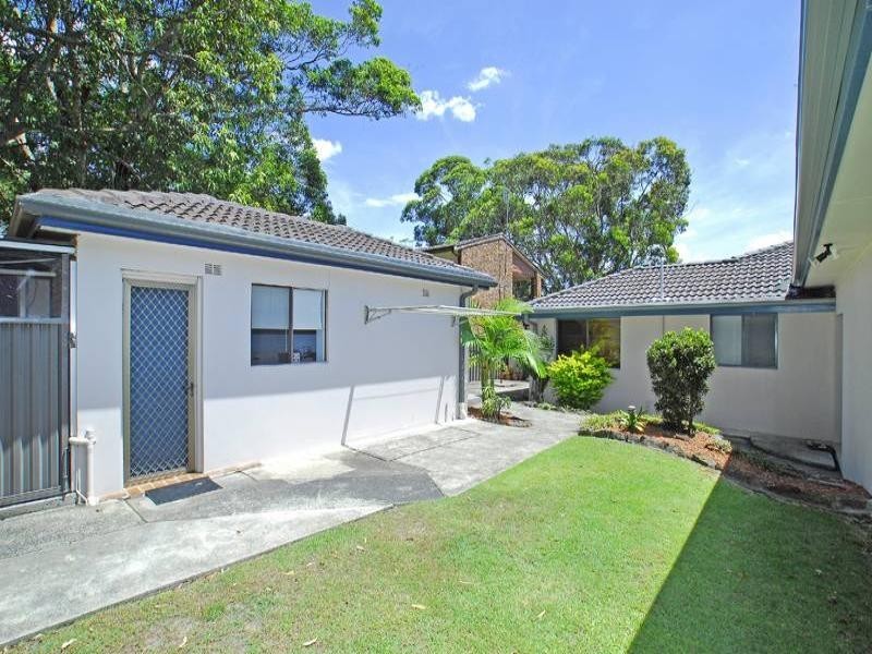 16 Bias Avenue, Bateau Bay NSW 2261