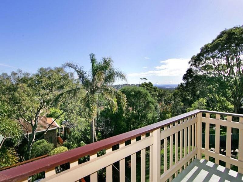 21 Masefield Ave, Bateau Bay NSW 2261