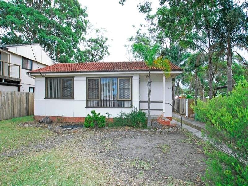 13 Cunningham Street, Killarney Vale NSW 2261