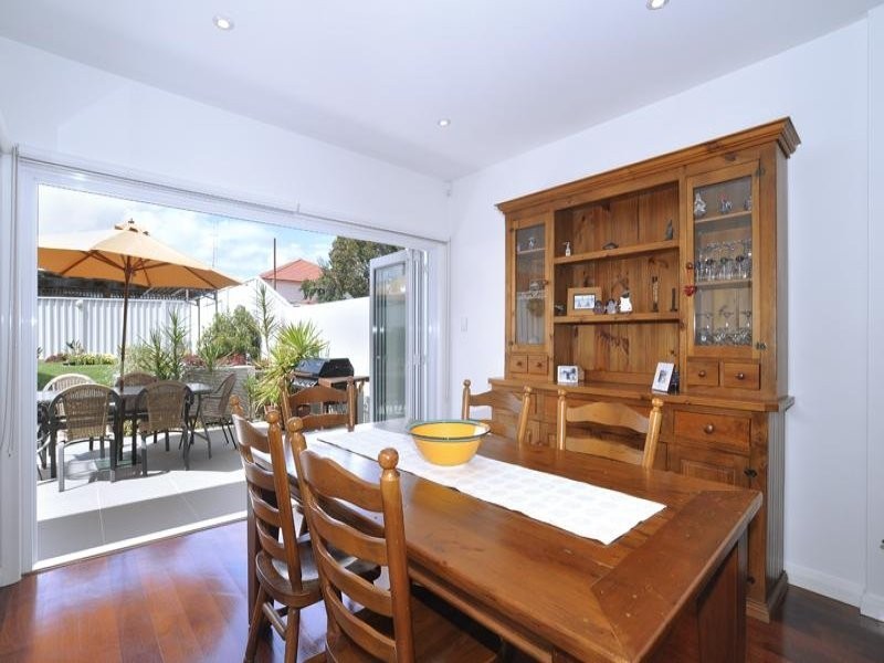 90A Bay Rd, Blue Bay NSW 2261