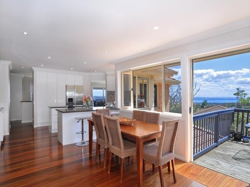 16 Stephenson Road, Bateau Bay NSW 2261