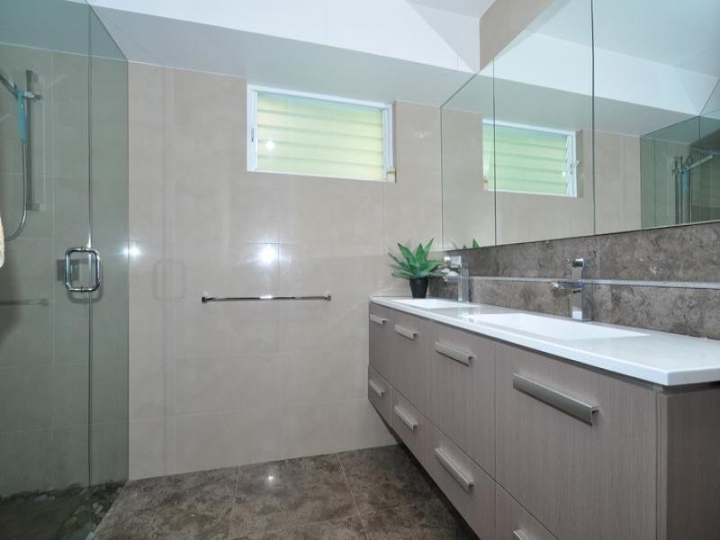 16 Stephenson Road, Bateau Bay NSW 2261