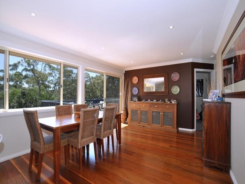 16 Stephenson Road, Bateau Bay NSW 2261