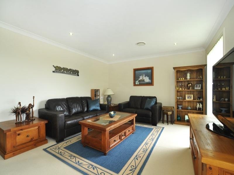 22 Stan Johnson Drive, Hamlyn Terrace NSW 2259