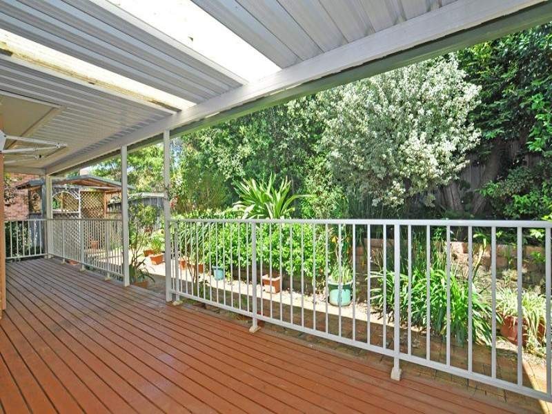 6 Honeysuckle Close, Glenning Valley NSW 2261