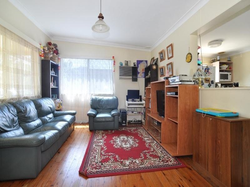 24 Brenda Crescent, Tumbi Umbi NSW 2261