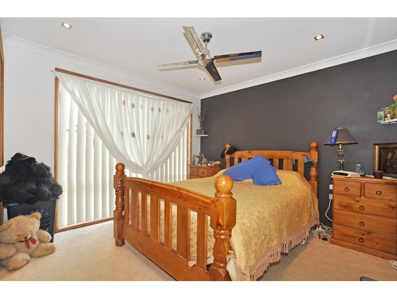 32 Fishermans Bend, Bateau Bay NSW 2261