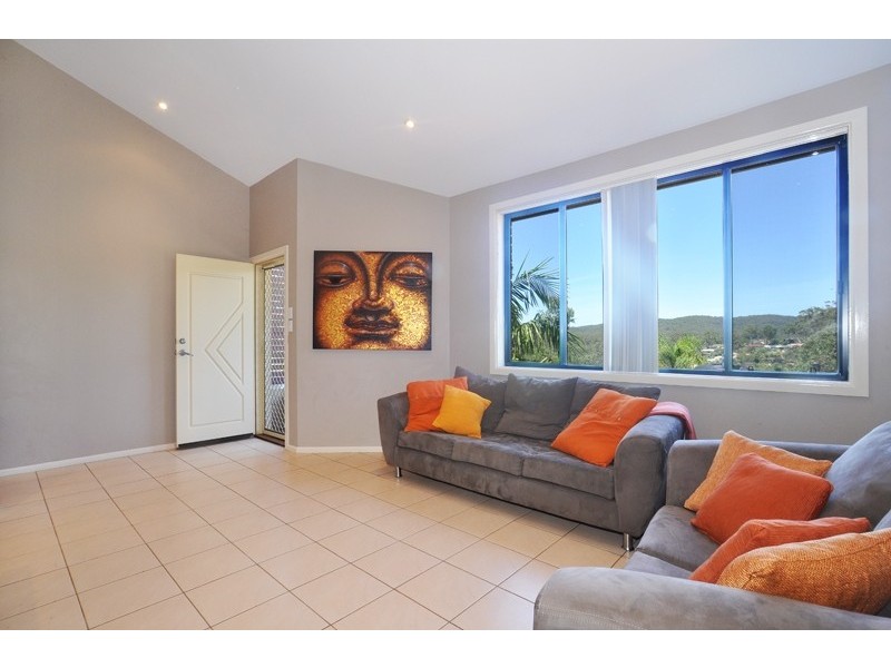 1/21a Bottlebrush Drive, Glenning Valley NSW 2261