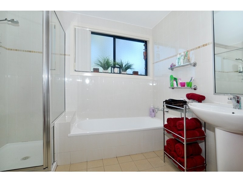 1/21a Bottlebrush Drive, Glenning Valley NSW 2261