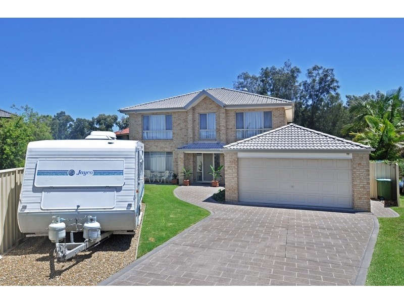 2 Craig Close, Long Jetty NSW 2261