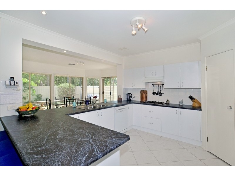 2 Craig Close, Long Jetty NSW 2261