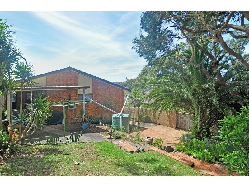 9 Promenade Avenue, Bateau Bay NSW 2261