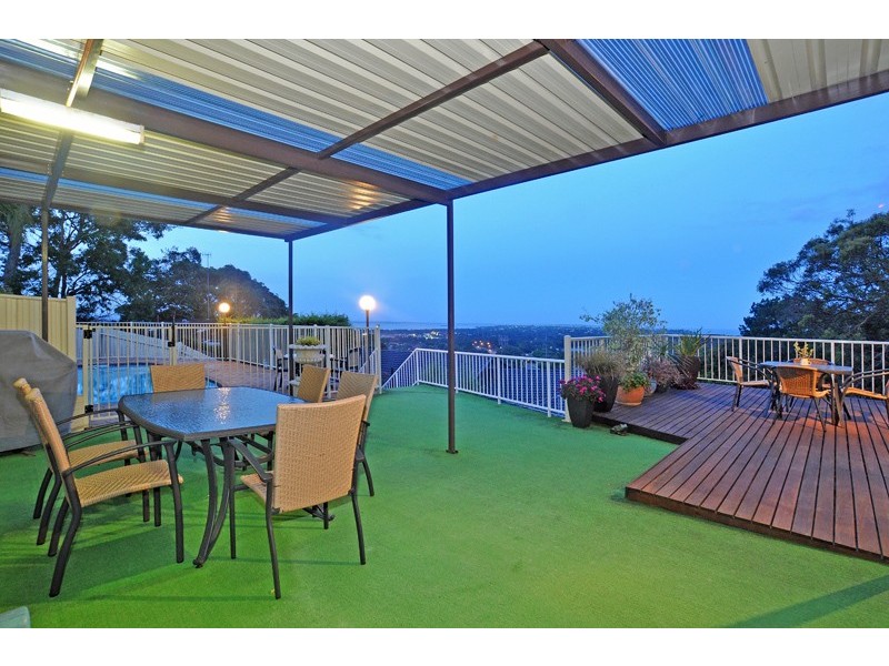 17 Mossman Ave, Bateau Bay NSW 2261