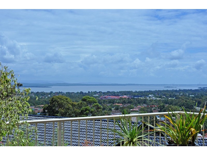 17 Mossman Ave, Bateau Bay NSW 2261