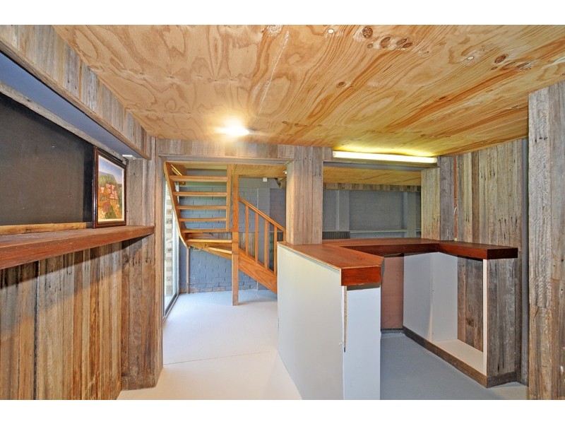344 Lakedge Ave, Berkeley Vale NSW 2261