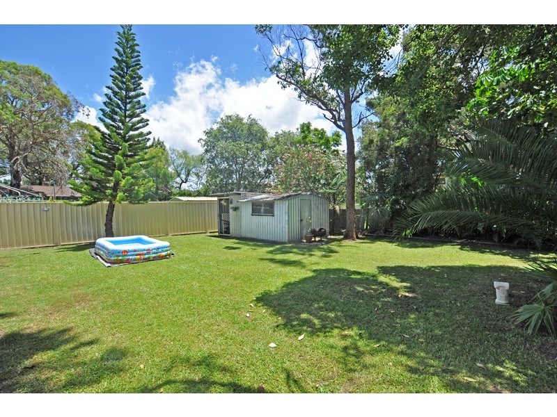 9 Erin Avenue, Berkeley Vale NSW 2261
