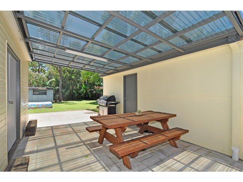 9 Erin Avenue, Berkeley Vale NSW 2261