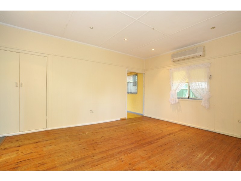 11 Culwulla Street, Berkeley Vale NSW 2261