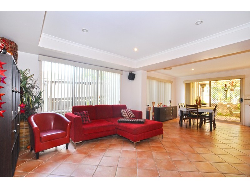 2 Caralee Place, Tumbi Umbi NSW 2261