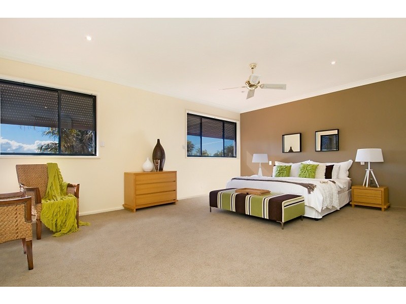 2 Grandis Place, Bateau Bay NSW 2261
