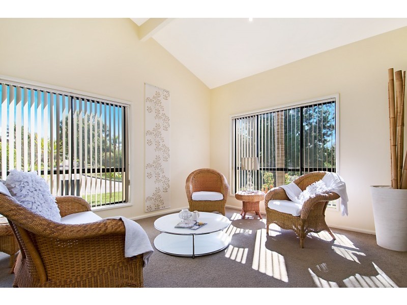 2 Grandis Place, Bateau Bay NSW 2261