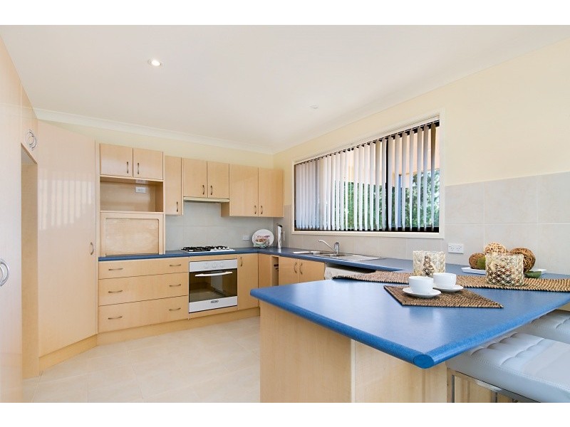 2 Grandis Place, Bateau Bay NSW 2261