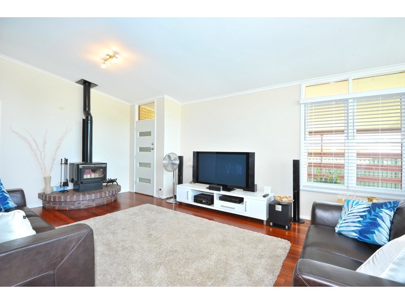 27 Pacific Street, Long Jetty NSW 2261