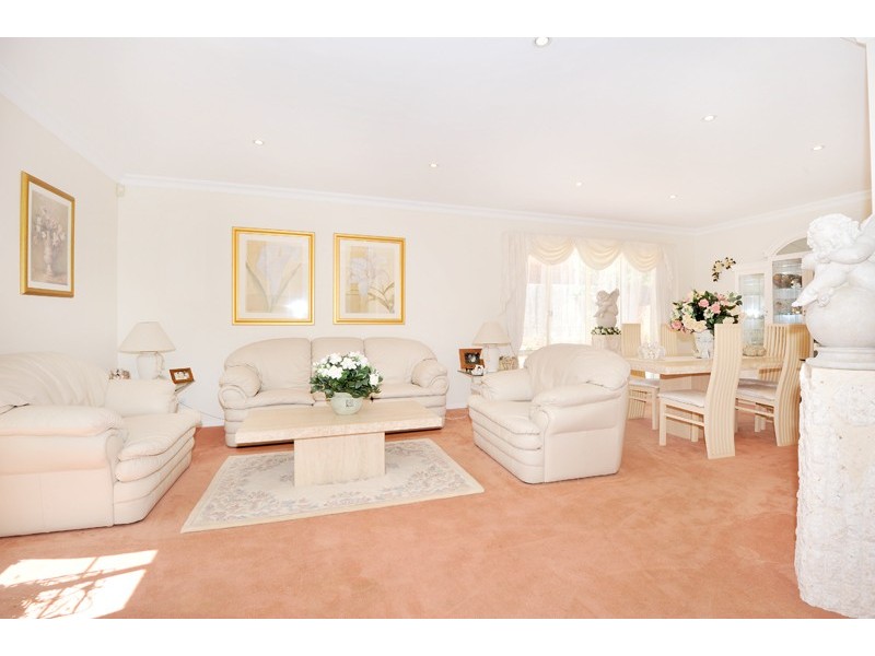 27 Sanctuary Pl, Bateau Bay NSW 2261