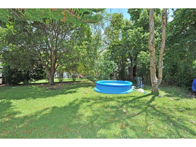 82 Lakedge Ave, Berkeley Vale NSW 2261