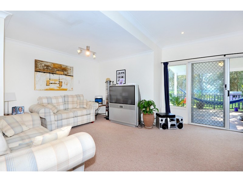 135 Lakedge Ave, Berkeley Vale NSW 2261