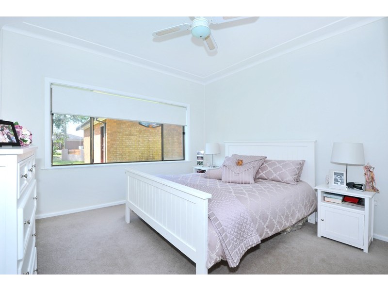 51 Main Rd, Toukley NSW 2263