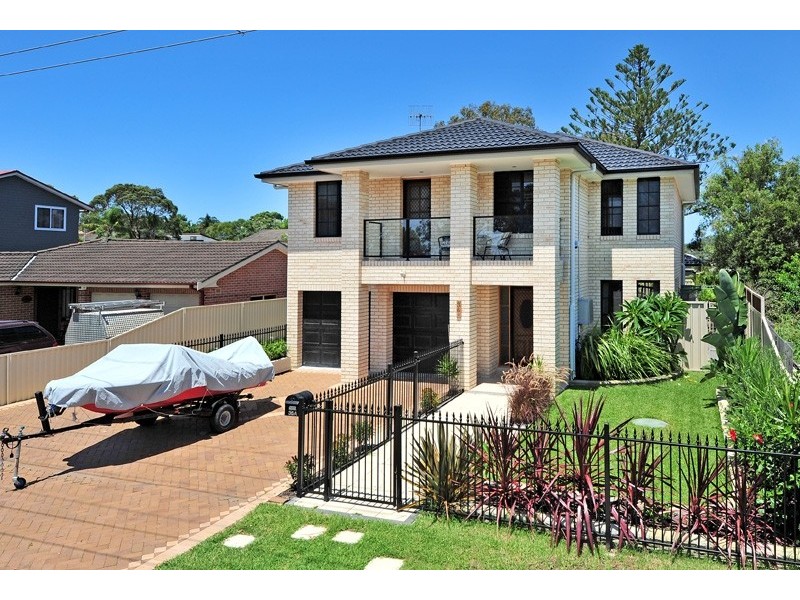 36a Trelawney Street, Killarney Vale NSW 2261