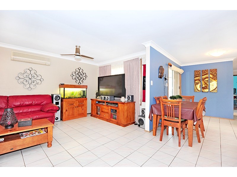 18 Scarborough Place, Bateau Bay NSW 2261