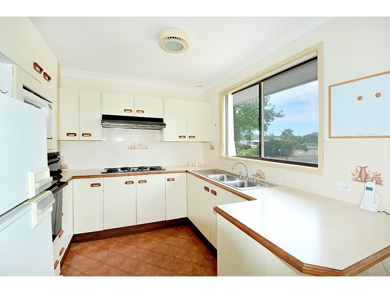91 Lakedge Ave, Berkeley Vale NSW 2261