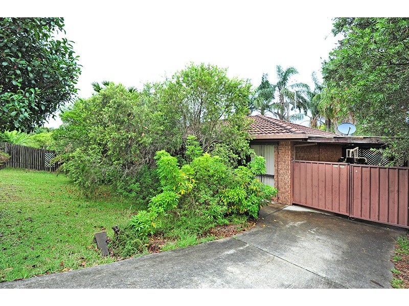 4 Jessica Street, Bateau Bay NSW 2261