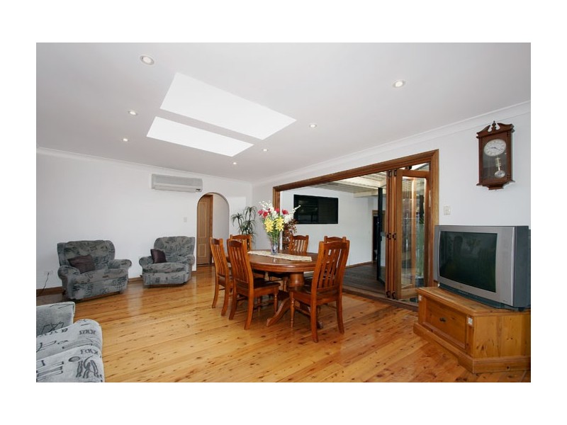 7 Oaks Avenue, Long Jetty NSW 2261
