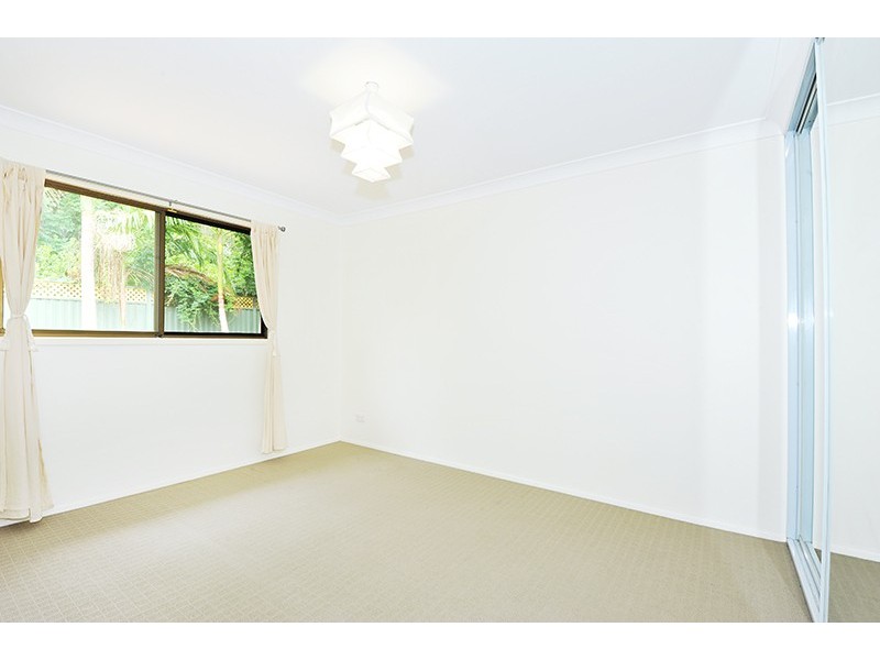 8a Palm Springs Avenue, Glenning Valley NSW 2261