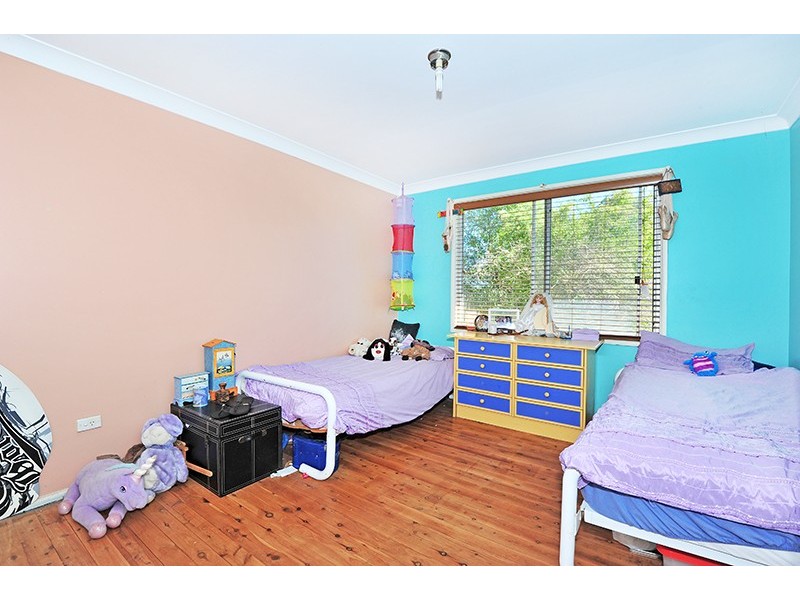 14 Colleen Street, Berkeley Vale NSW 2261