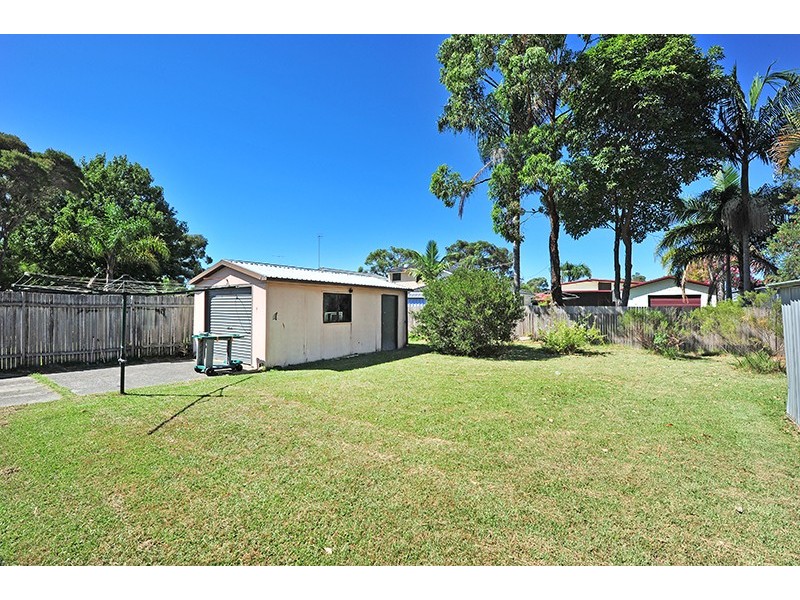 14 Colleen Street, Berkeley Vale NSW 2261