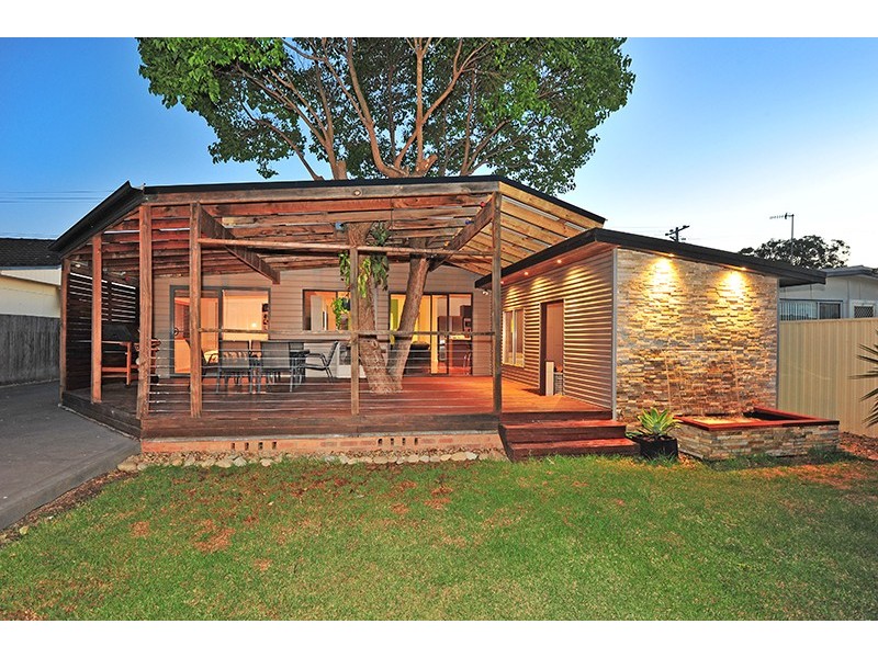 33 Oxley Rd, Killarney Vale NSW 2261