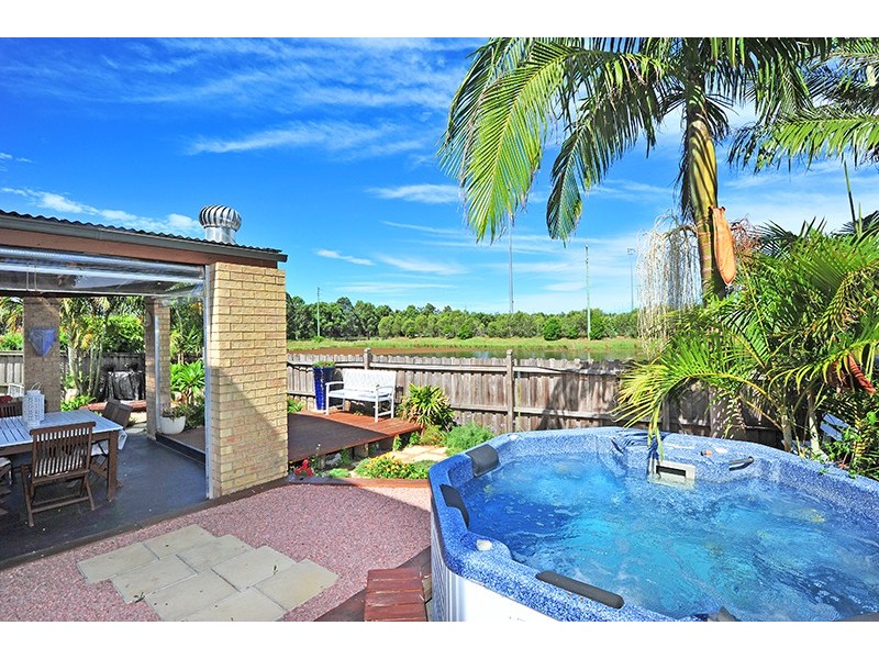12 Caralee Pl, Tumbi Umbi NSW 2261