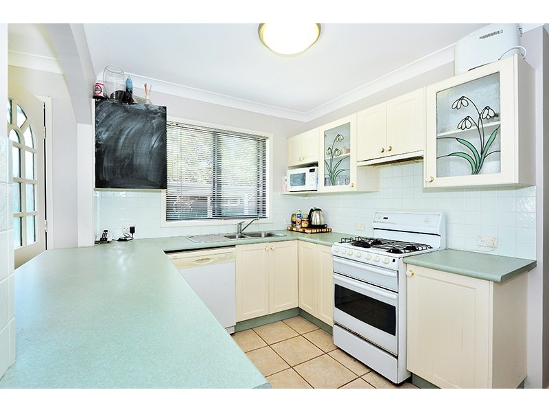 143 Kerry Crescent, Berkeley Vale NSW 2261